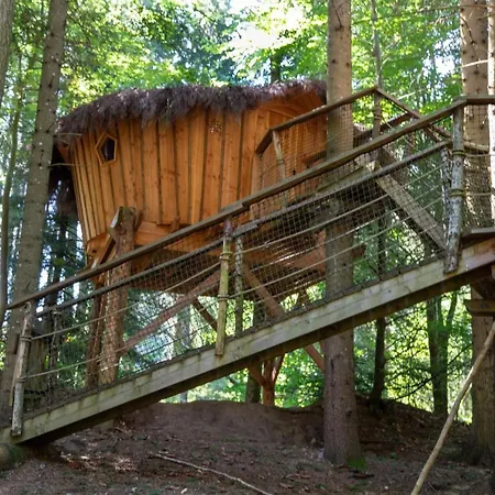 Cabanes Et Yourtes De La Vallee De L'ance