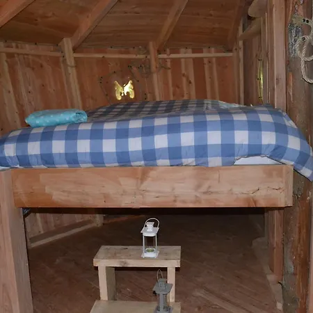 Cabanes Et Yourtes De La Vallée De L'ance